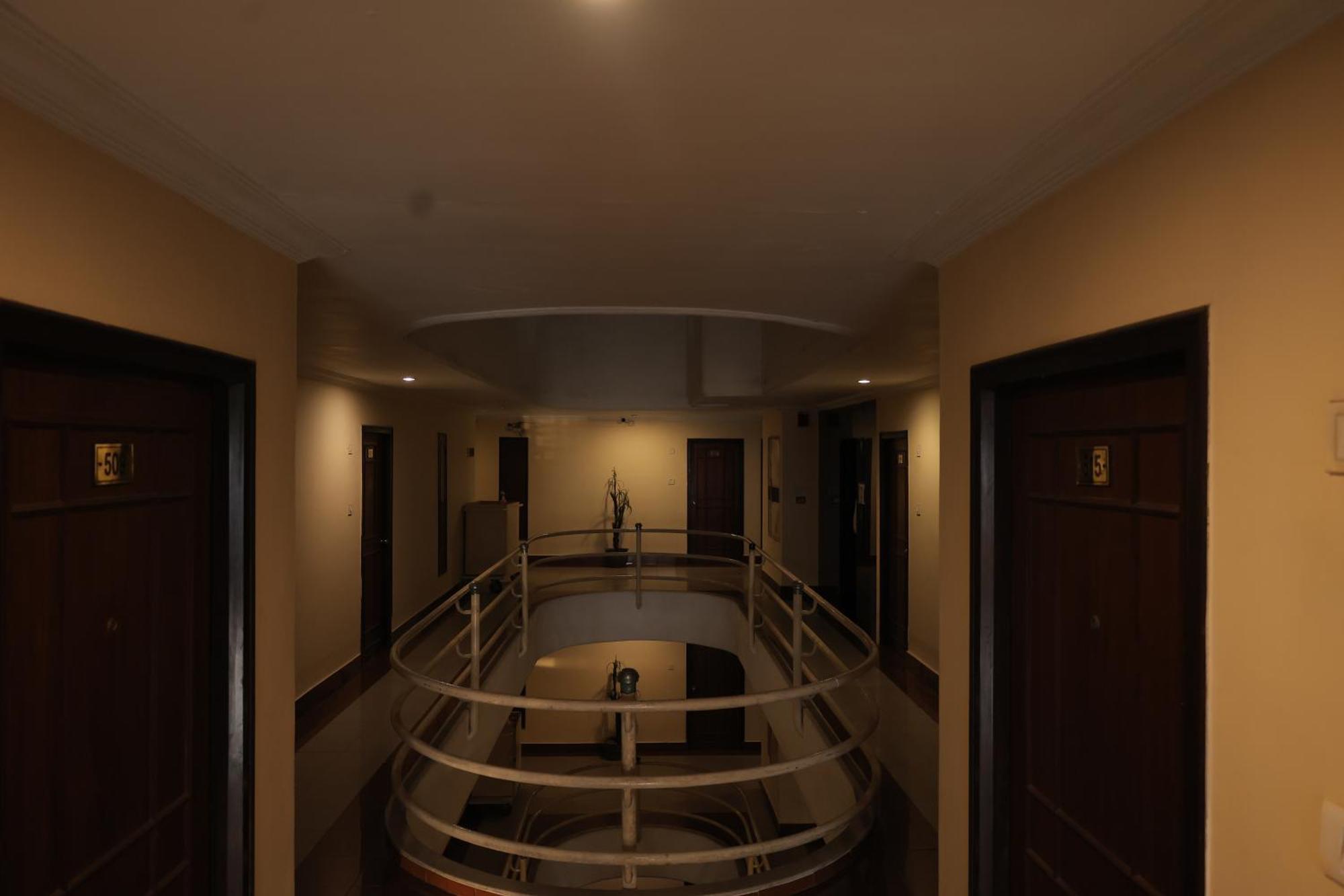 โฮเต็ล แมงกสลอร์ อินเตอร์เนชั่นเนล Hotel มังคาลอร์ ภายนอก รูปภาพ
