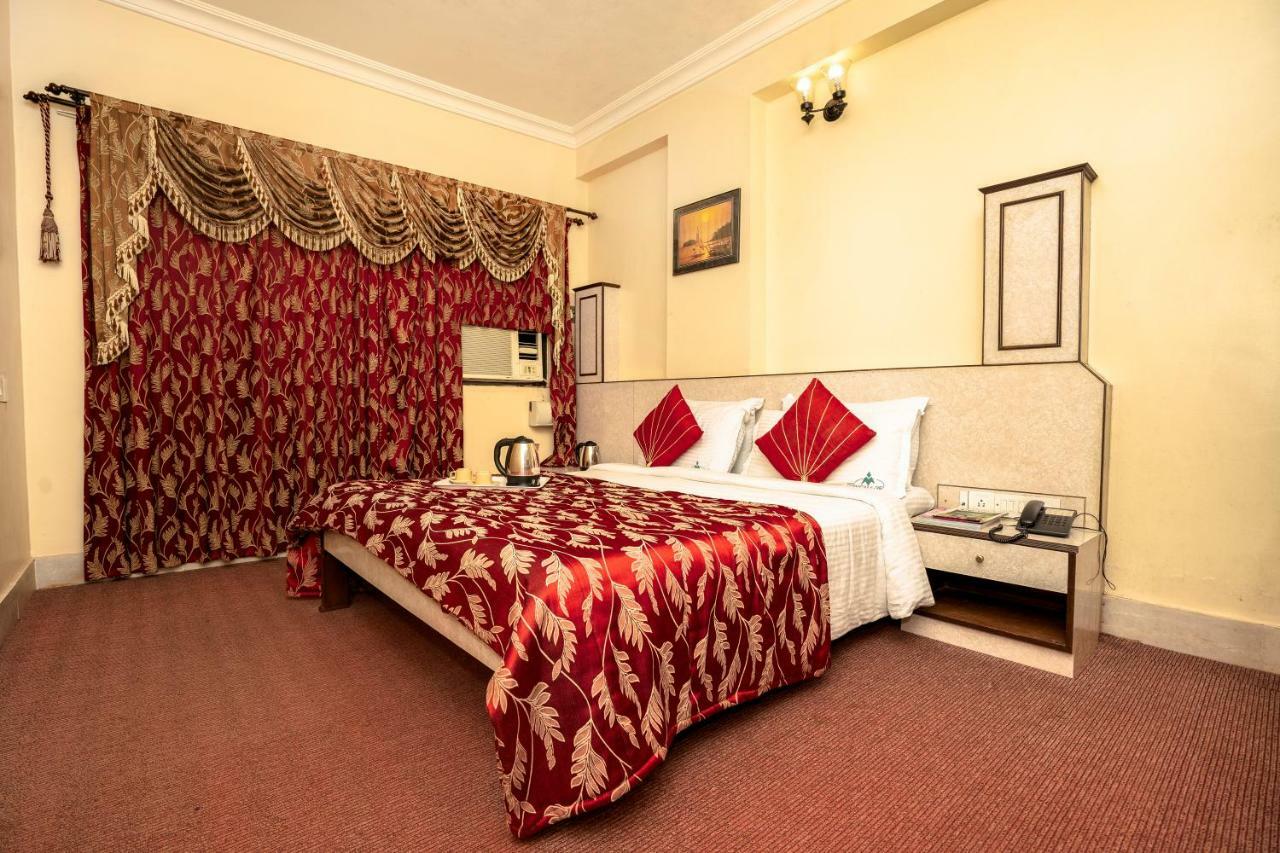 โฮเต็ล แมงกสลอร์ อินเตอร์เนชั่นเนล Hotel มังคาลอร์ ภายนอก รูปภาพ